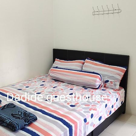 Dadide Guesthouse Alor Gajah Kültér fotó
