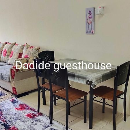 Dadide Guesthouse Alor Gajah Kültér fotó